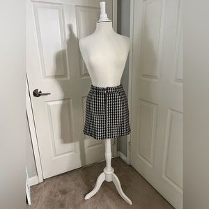 Houndstooth Mini Skirt